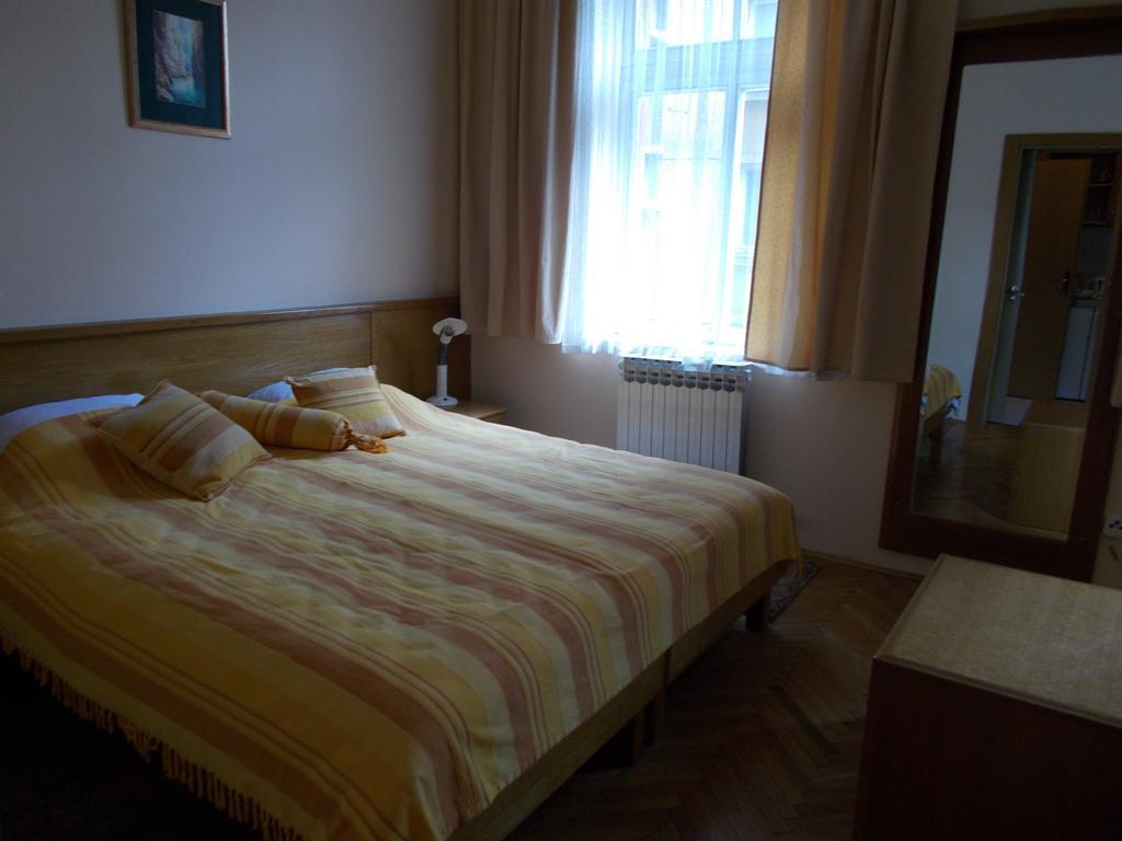 Studio Apartments "Chess Club Bosna" Сараево Екстериор снимка