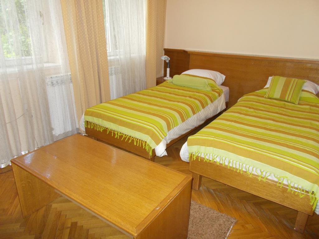 Studio Apartments "Chess Club Bosna" Сараево Екстериор снимка